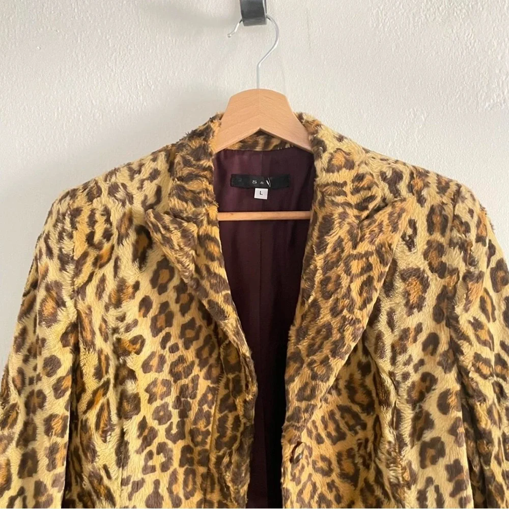 Vintage 90s Y2K leopard fur blazer coat. Fits like a medium. - Picture 3 of 4